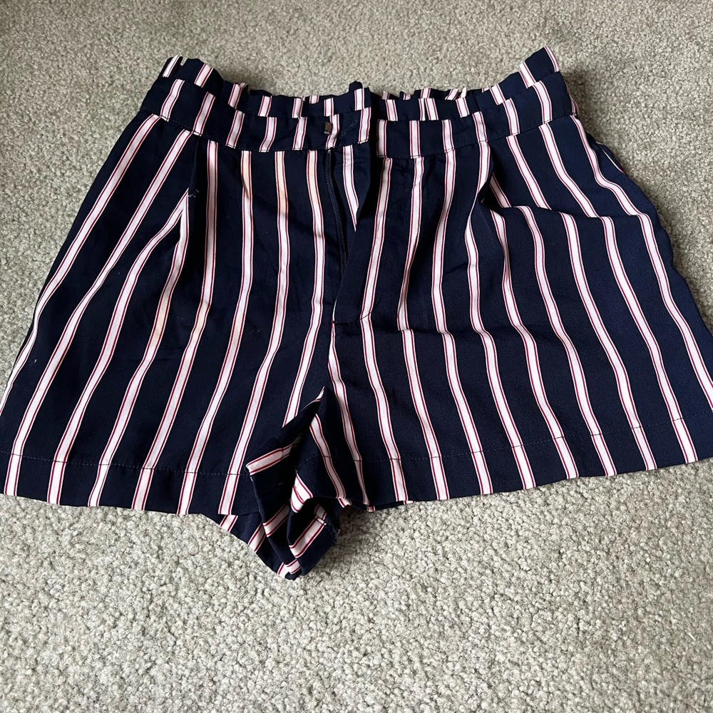 Forever 21 stripped shorts